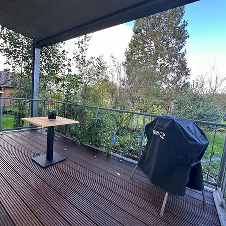 Apartment In Bad Wilhelmshoehe Mit Grossem Balkon Im Gruenen Und Kostenfreien Parkplaetzen Kassel Exterior photo